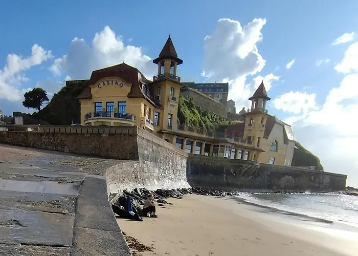 2 Maison Dior, Centre, A 500 M Granville