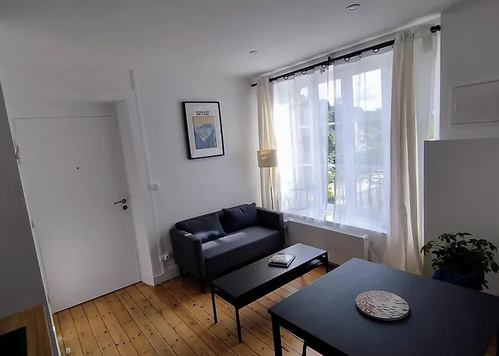 Apartment 2 Maison Dior, Centre, A 500 M Granville